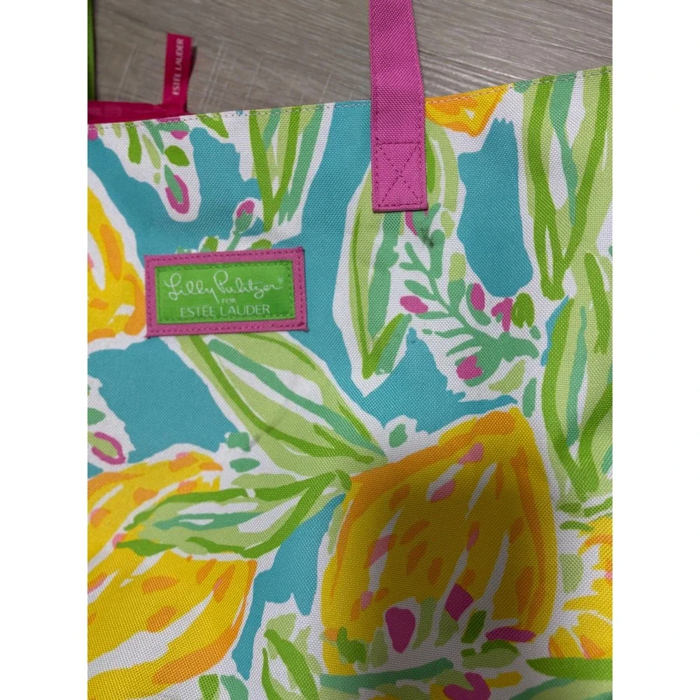 Lilly Pulitzer Estee‎ Lauder Canvas Tote Bag Lemon Print Blue Yellow Pink Floral
